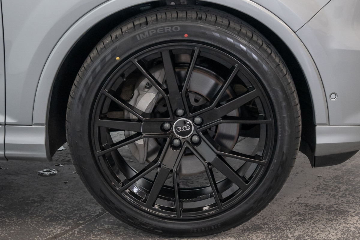 2023 Audi Q7 45 Tdi Quattro Mhev SUV Image 6