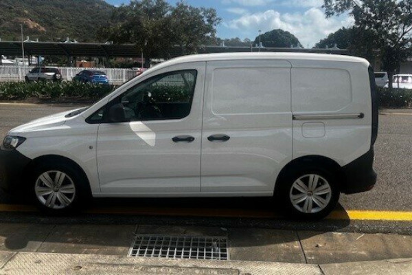 2024 Volkswagen Caddy 5 SWB Van Image 5