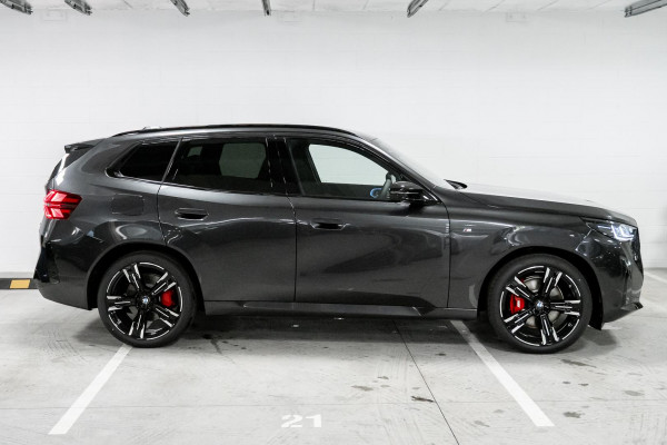 2026 BMW X3 G45 M50 xDrive SUV image 3