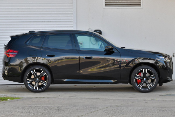 2026 BMW X3 G45 M50 xDrive SUV image 3