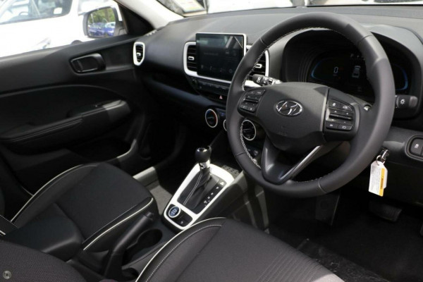 2026 Hyundai Venue QX.V5 Active SUV Image 6