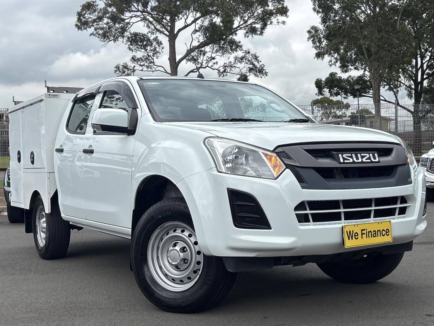 2018 Isuzu D-MAX  SX High Ride Ute Image 1