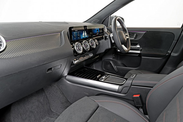 2025 Mercedes-Benz GLA-Class H247 GLA200 SUV