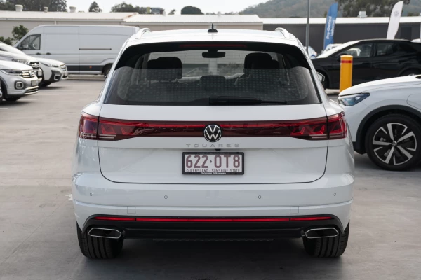 2025 Volkswagen Touareg RC R SUV Image 5
