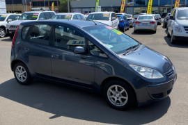 Mitsubishi Colt LS RG 