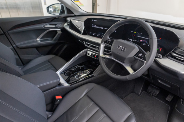 2025 Audi Q5 GU TFSI 150kW SUV image 7