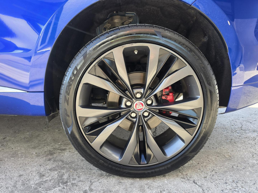 2016 MY17 Jaguar F-PACE X761 First Edition SUV Image 30