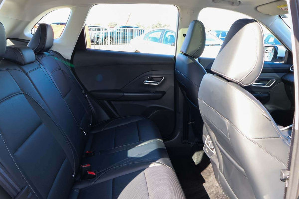 2025 MG ZS ZS32 Essence Hybrid+ SUV Image 11