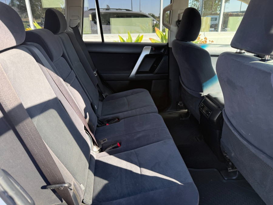 2019 Toyota LandCruiser Prado GDJ150R GXL SUV Image 10