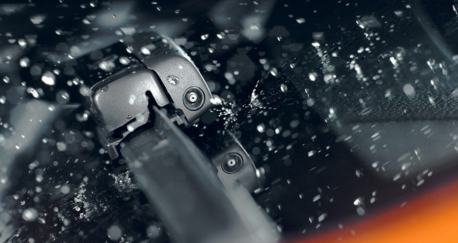 Rain SensingAutomatic Wipers Image