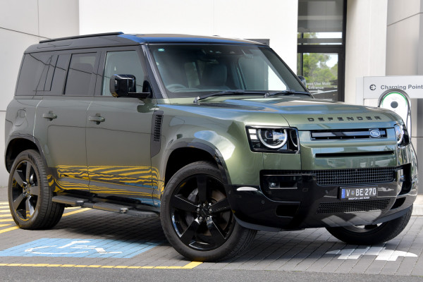 Land Rover Defender 110 P425 X-Dynamic SE L663