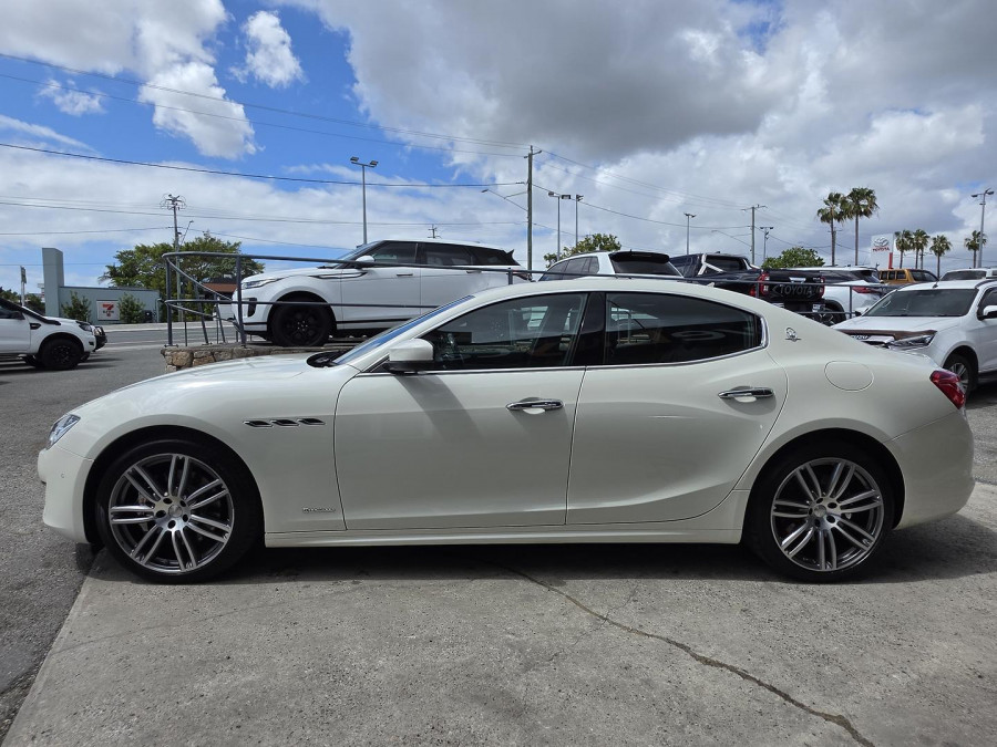 2020 Maserati Ghibli M157 GranLusso Sedan Image 12