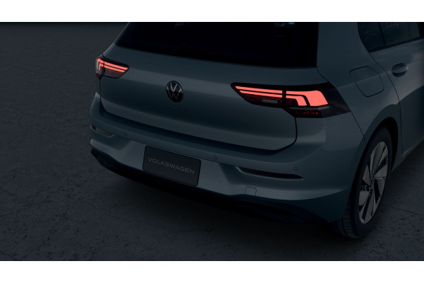 2026 Volkswagen Golf 8.5 110TSI Life Hatch Image 5