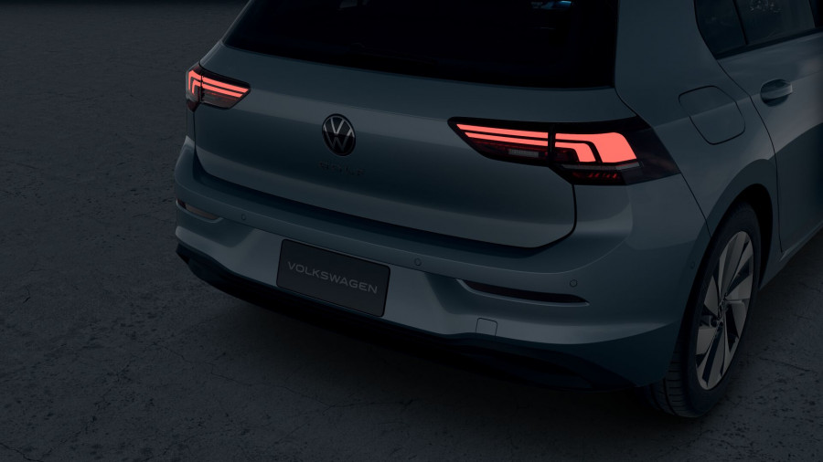 2026 Volkswagen Golf 8.5 110TSI Life Hatch Image 5