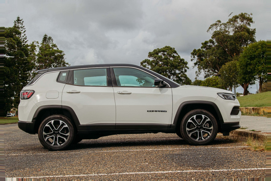 2024 Jeep Compass MV Limited 4xe SUV Image 8