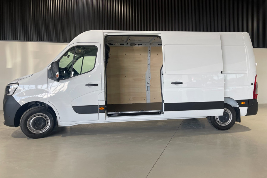 2024 Renault Master X62 Phase 2 Pro 110kW Van Image 6