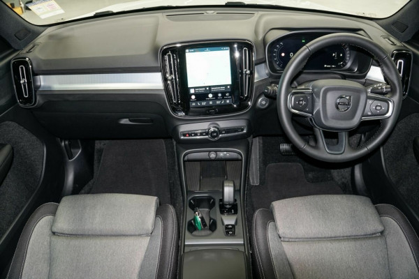 2025 MY26 Volvo XC40 XZ Plus B4 SUV Image 5
