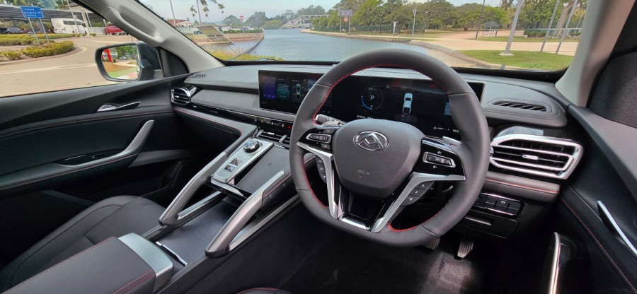 2026 MY25 LDV T60 SK8C Max PLUS Ute Image 4