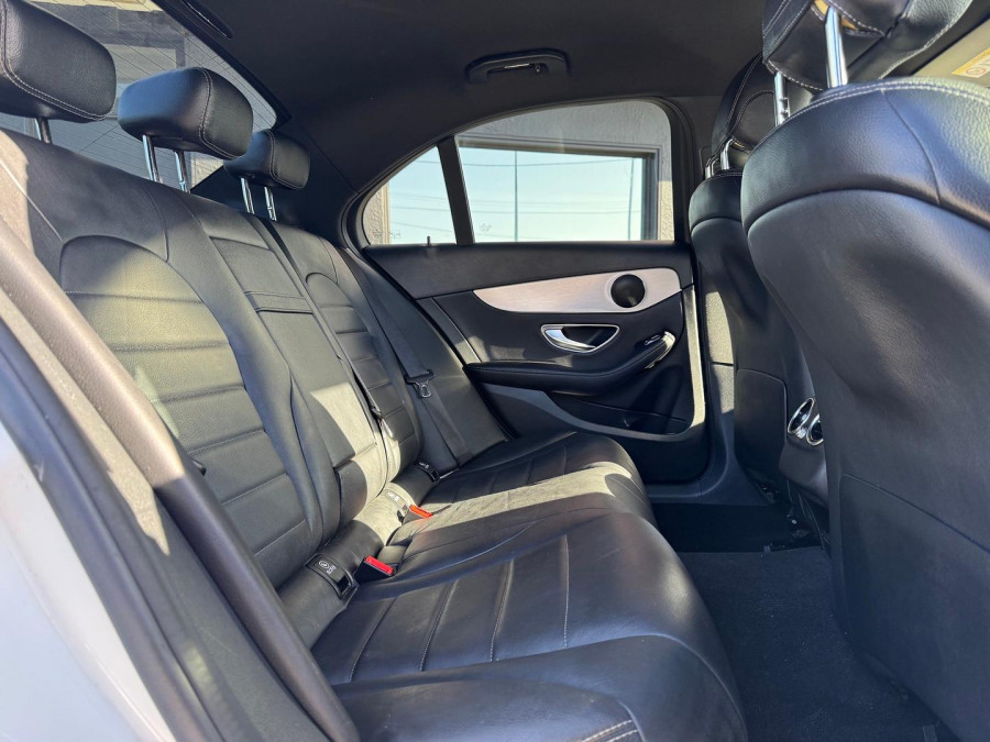 2016 Mercedes-Benz C-Class W205 C250 Sedan Image 16
