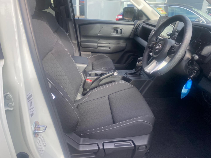 2026 Nissan Navara D27 ST Ute Image 12