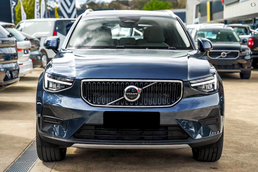 2026 Volvo XC40 XZ Plus B4 SUV Image 2