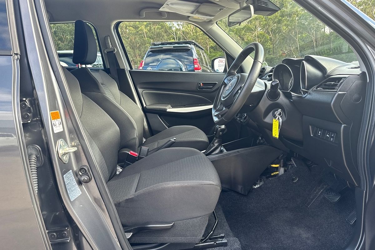 2023 Suzuki Swift AZ Series II GL Hatch Image 9