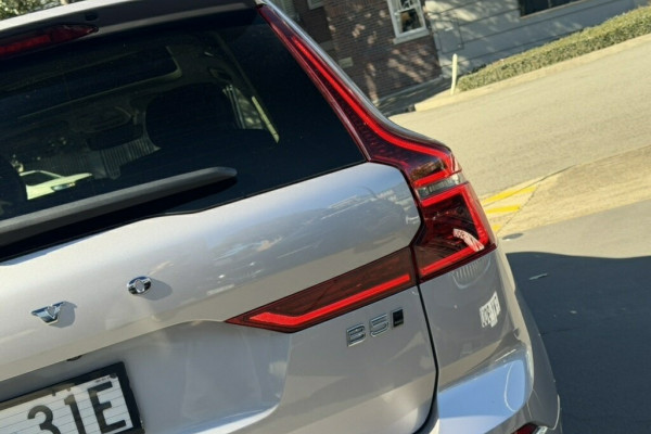 2025 MY26 Volvo XC60 UZ Ultra B5 Dark SUV Image 6
