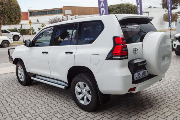 2021 Toyota LandCruiser Prado GDJ150R GX SUV Image 18