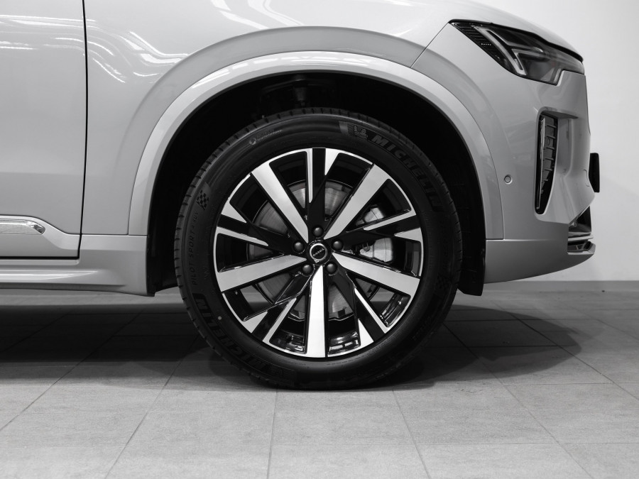 2026 Volvo XC90 L Series B5 Plus 2L MHEV AWD SUV Image 4