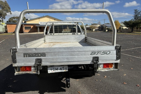 2016 Mazda BT-50 UR XT Single Cab Chassis Image 4