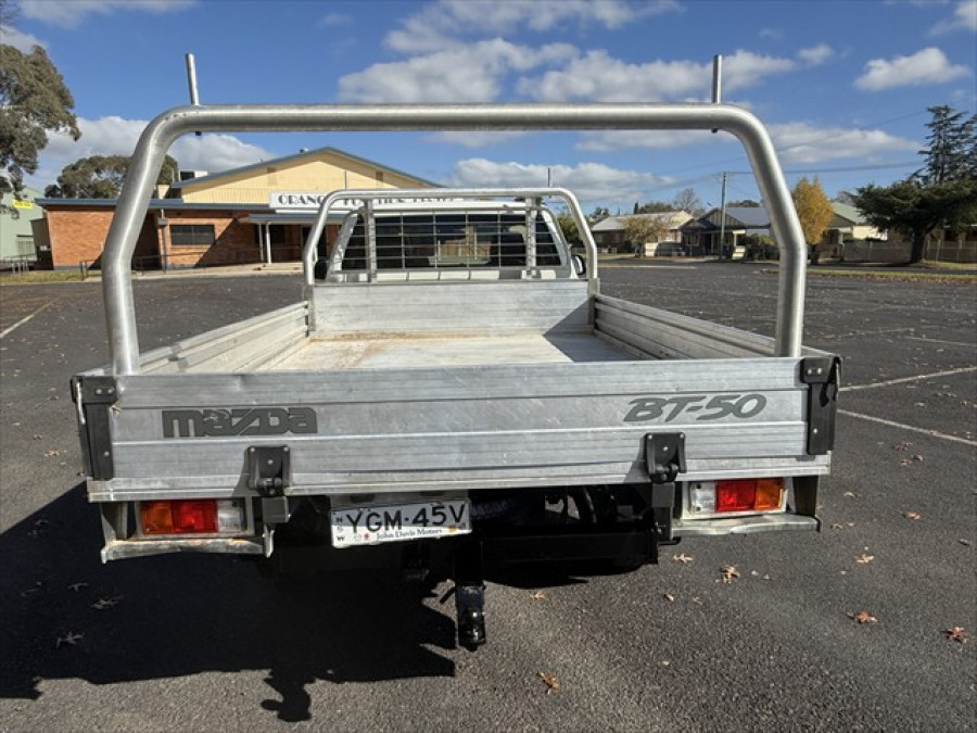 2016 Mazda BT-50 UR XT Single Cab Chassis Image 4