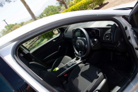 2018 MY17 Renault Megane Sedan LFF Zen Sedan