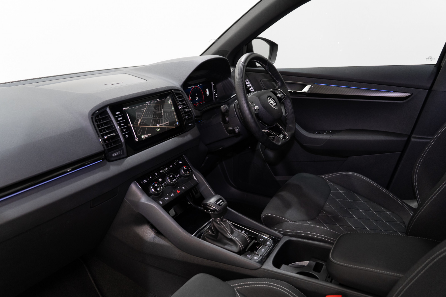 2024 Skoda Karoq Sportline (4x4) 140tsi SUV Image 16