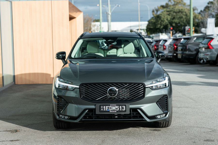 2026 Volvo XC60 UZ Ultra B5 Dark SUV Image 9