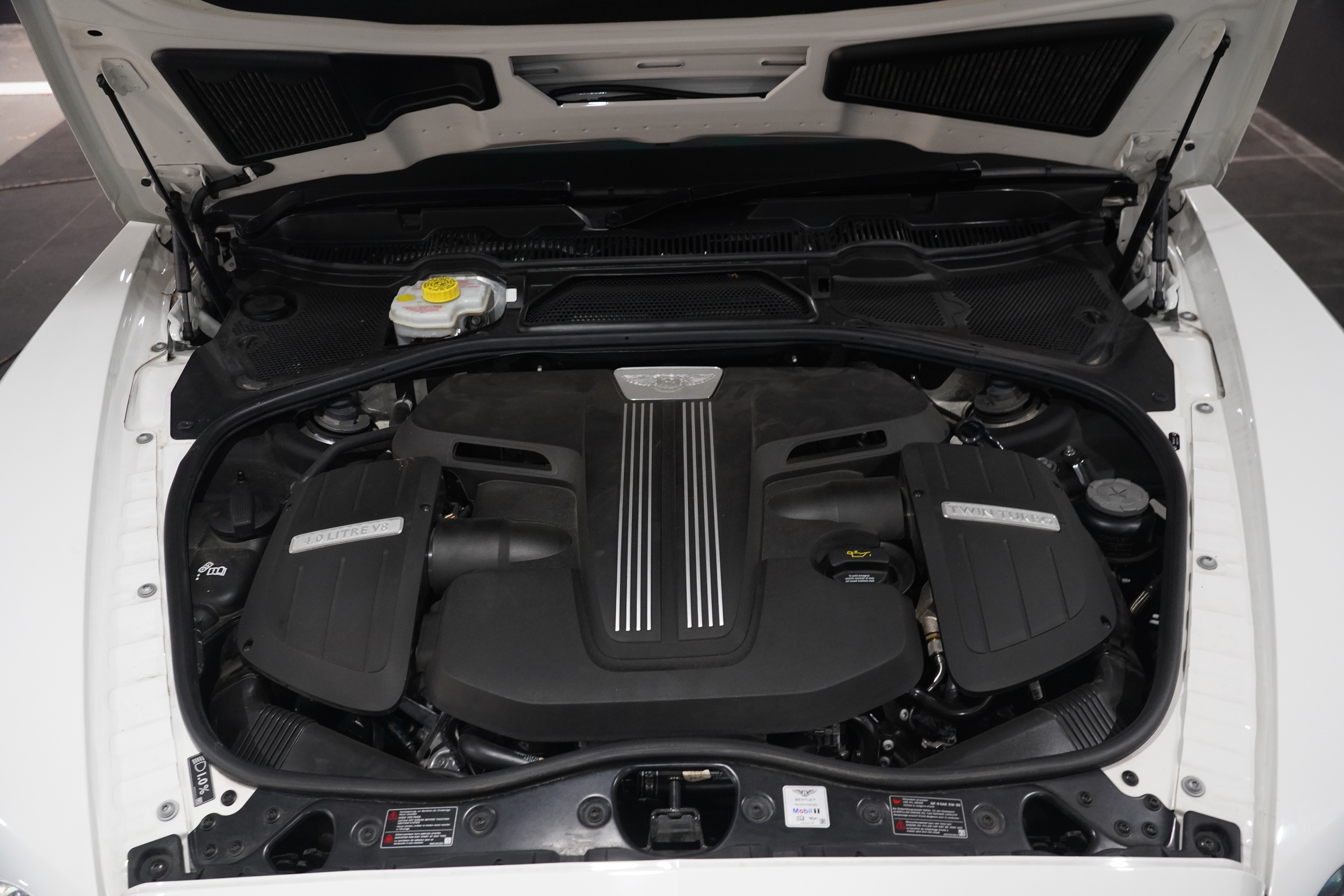2017 Bentley Continental Gt V8 Coupe Image 25