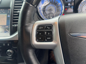 2015 MY14 Chrysler 300 LX C Sedan