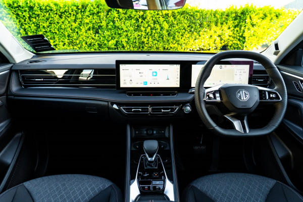 2025 MG HS Excite SUV Image 13