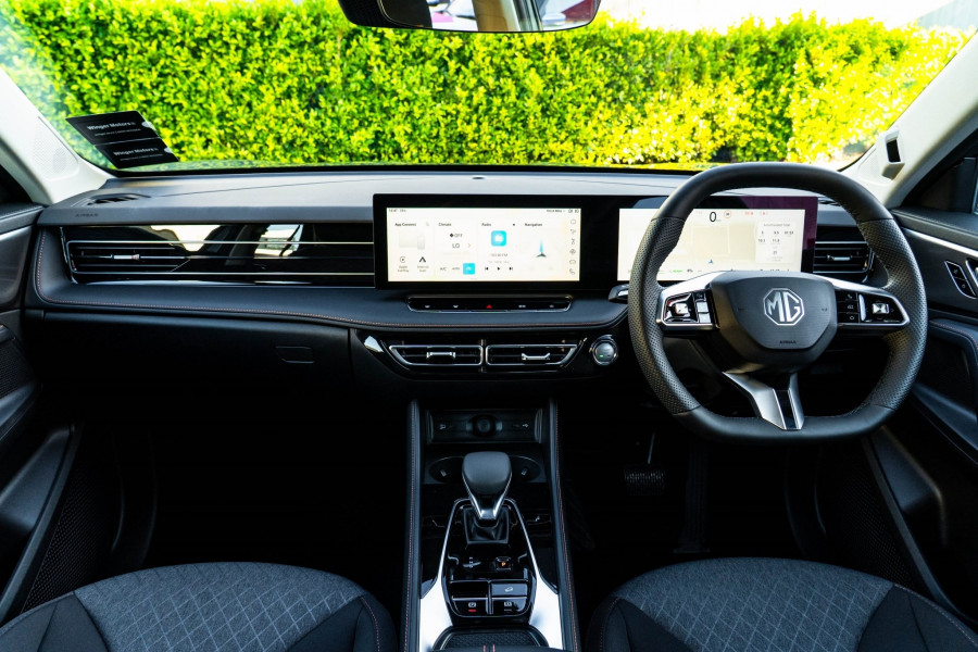 2025 MG HS Excite SUV Image 13