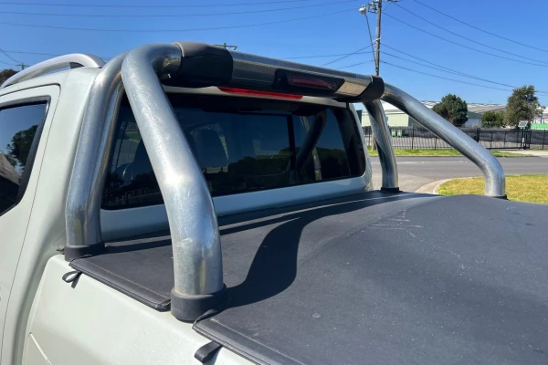 2019 Nissan Navara D23 Series 3 ST-X King Cab Pickup Image 8