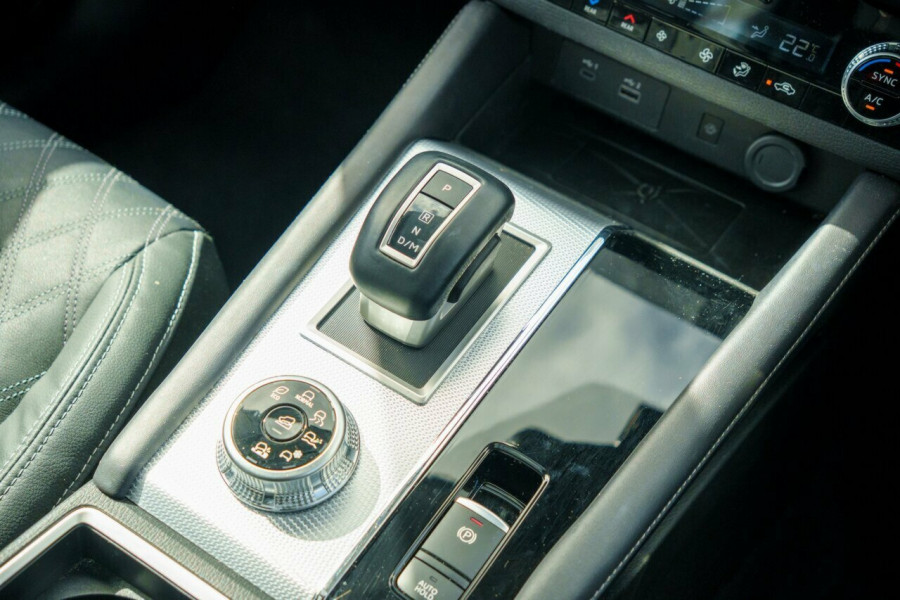 2023 MY24 Mitsubishi Outlander ZM Exceed SUV Image 15