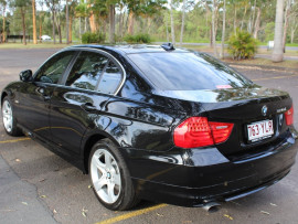 2011 BMW 320d E9 Lifestyle Sedan
