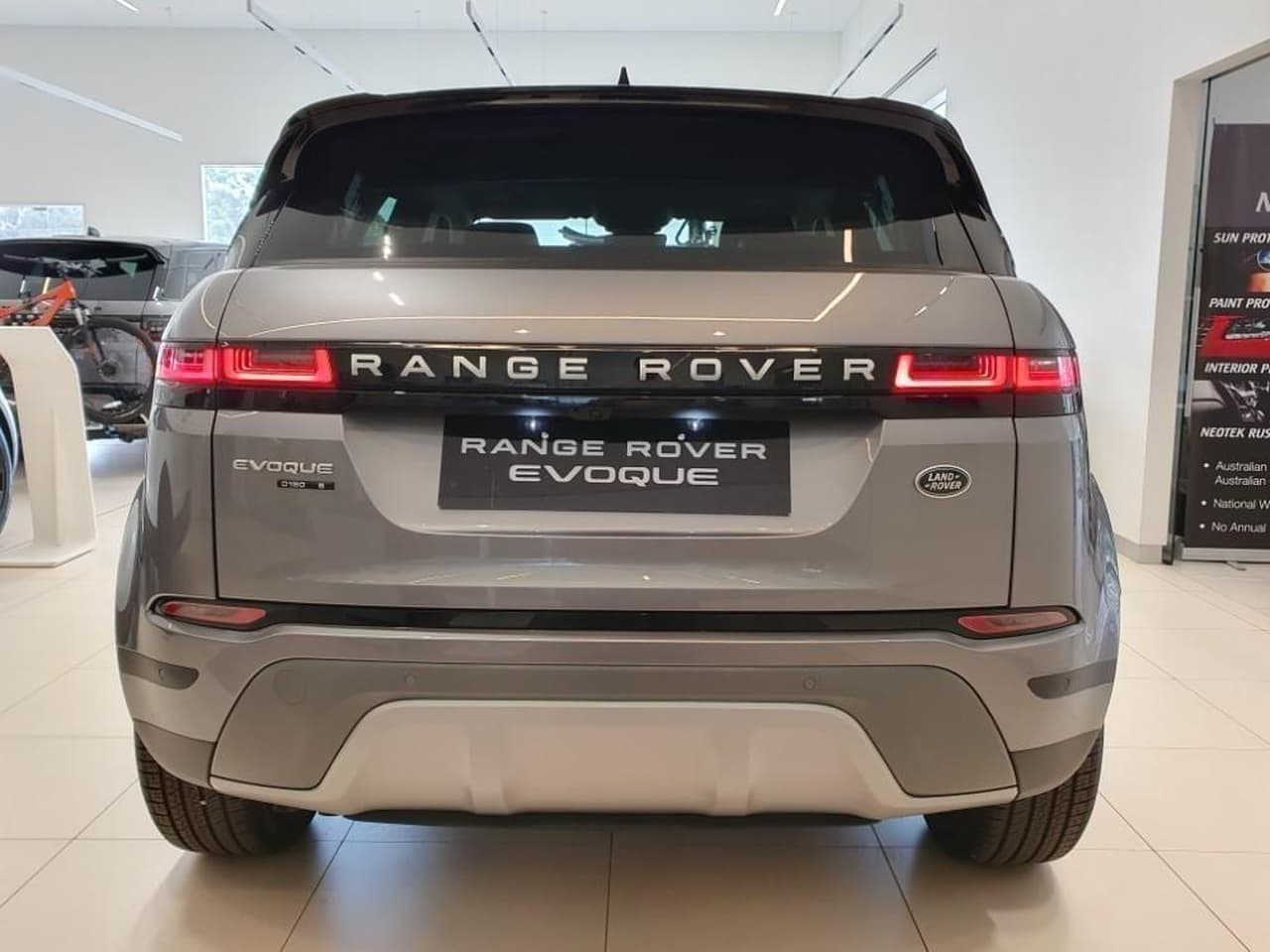 2019 MY20 Land Rover Range Rover Evoque L551 S SUV Image 17