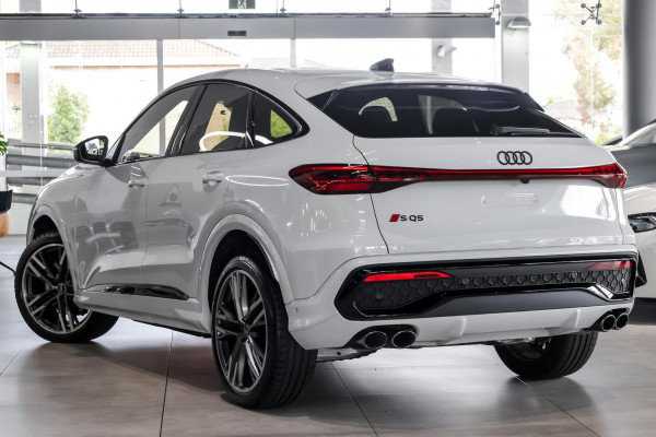 2025 Audi SQ5 GU  SUV image 2