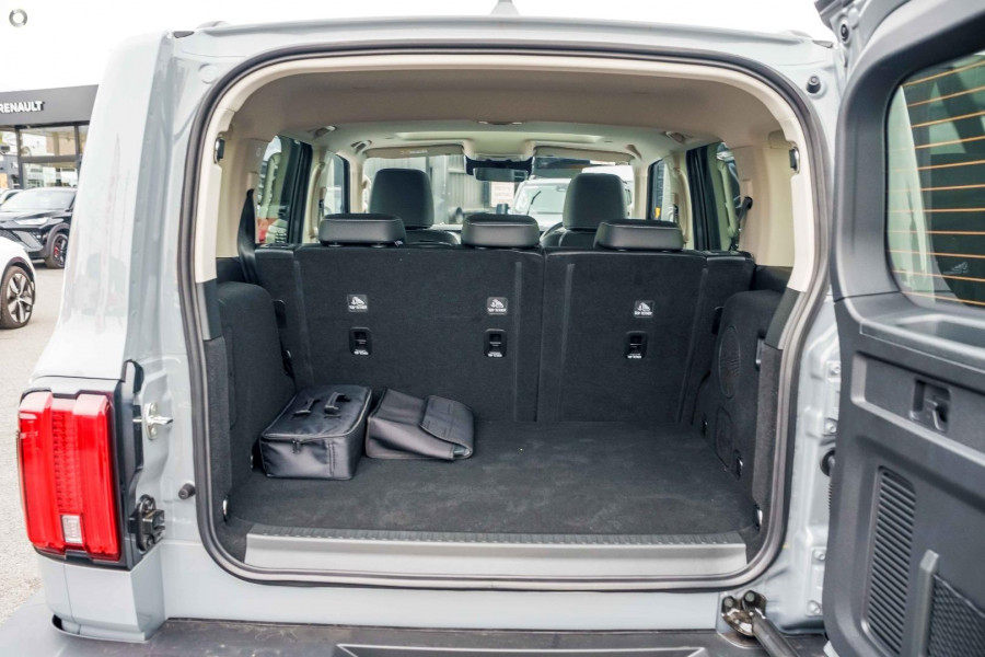2026 GWM Tank 300 P01 Ultra Hi4-T PHEV SUV Image 10