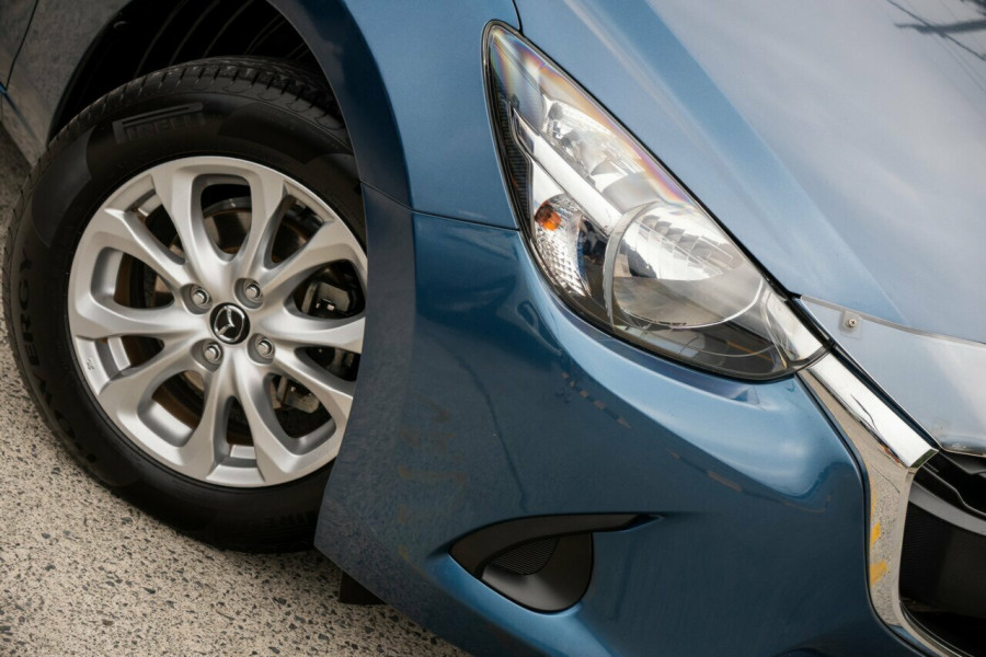 2017 Mazda 2 DL Series Maxx Sedan Image 6