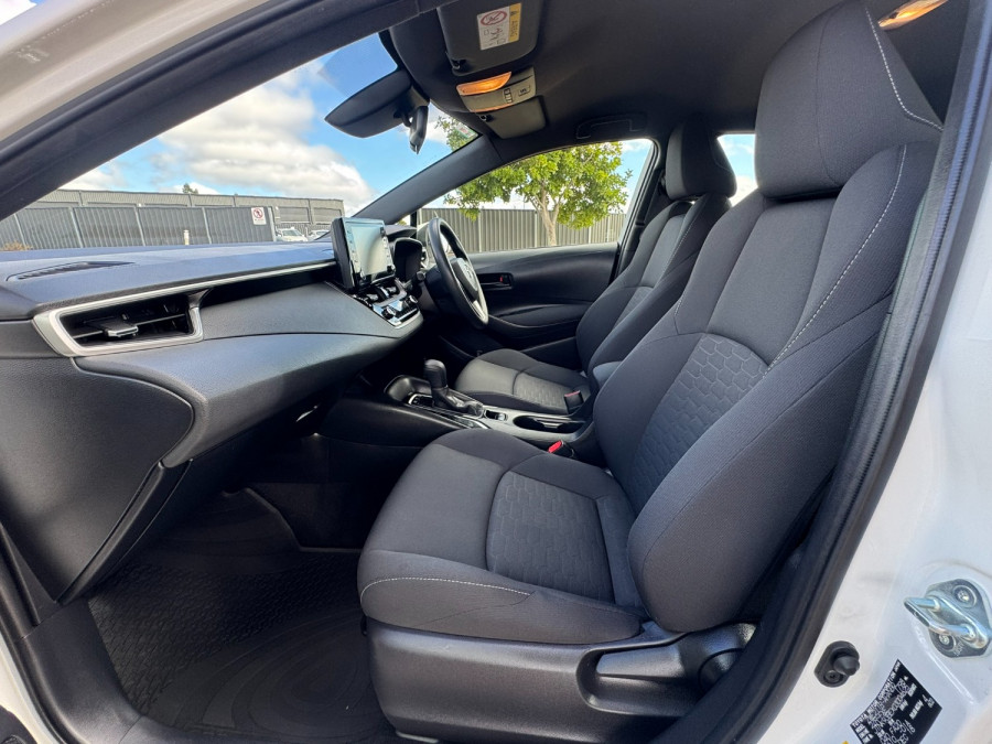 2018 Toyota Corolla ZWE211R Ascent Sport Hybrid Hatch Image 14