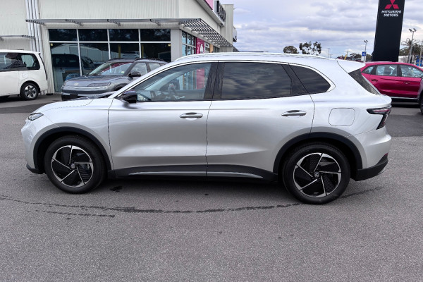 2025 MG MGS5 EV ZS3EM Essence 62 SUV Image 2