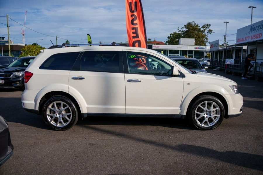 2015 Dodge Journey JC R/T Wagon Image 4