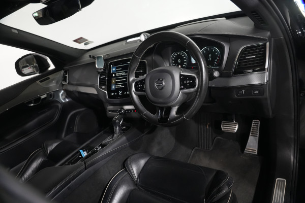2021 Volvo XC90 L Series T6 R-Design SUV image 12
