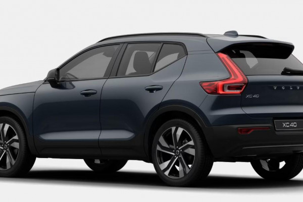 2026 Volvo XC40 XZ Ultra B4 Dark SUV Image 5